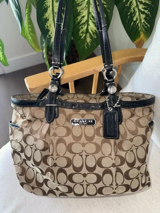 COACH VTG Signature Gallery East-West Y2K Tan Canvas Leather Tote Shoulder Bag - Picture 5 of 17